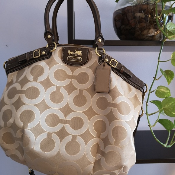 Coach monogram purse